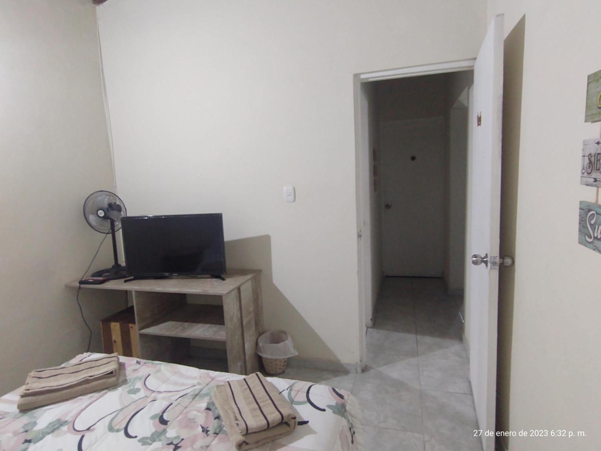 Pa Pasiar Hostal Medellín Værelse billede